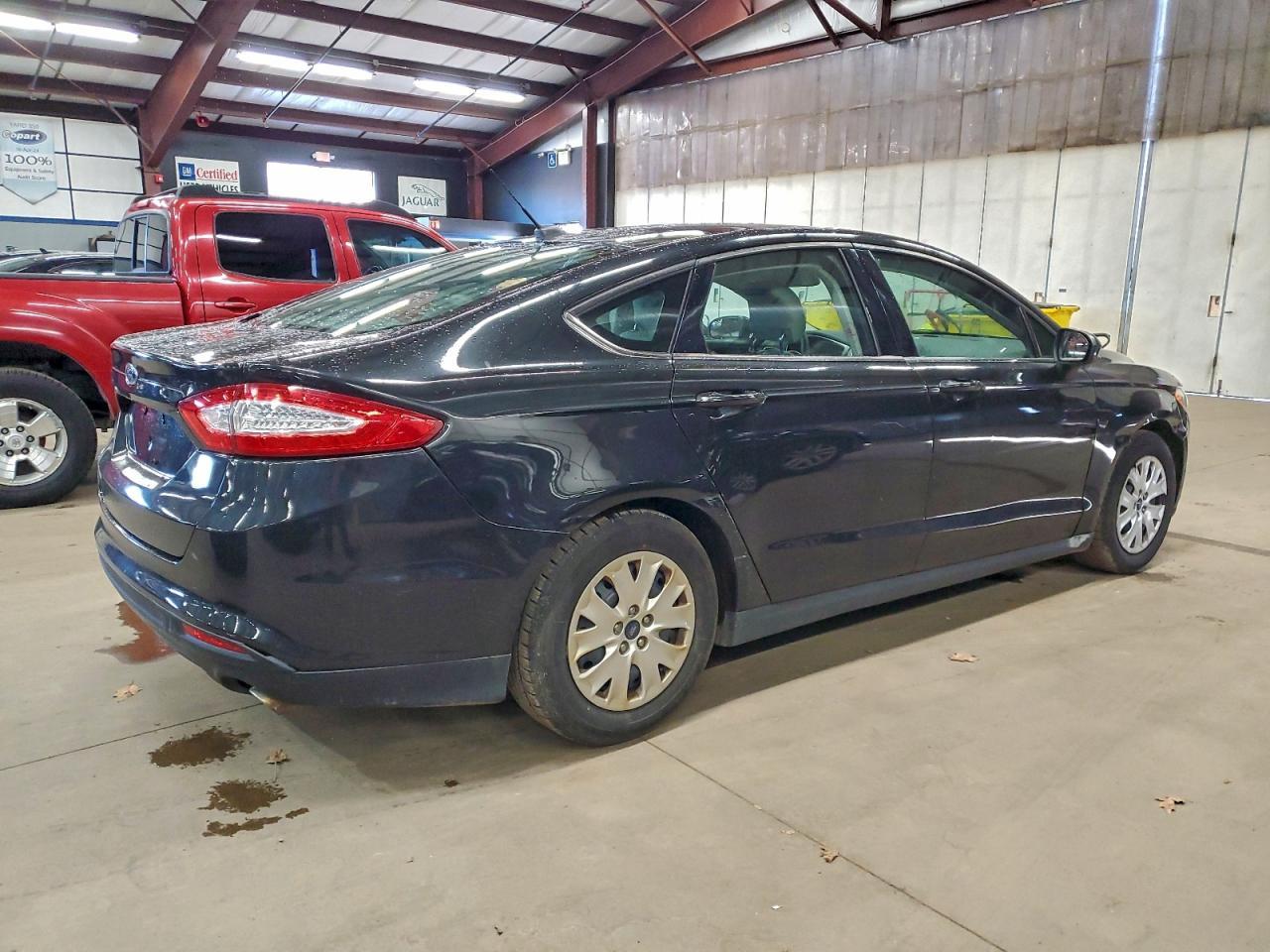2014 Ford Fusion S - Image 3