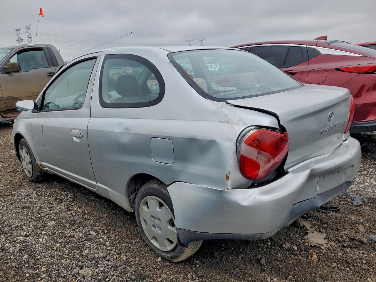 2001 Toyota Echo - Image 2