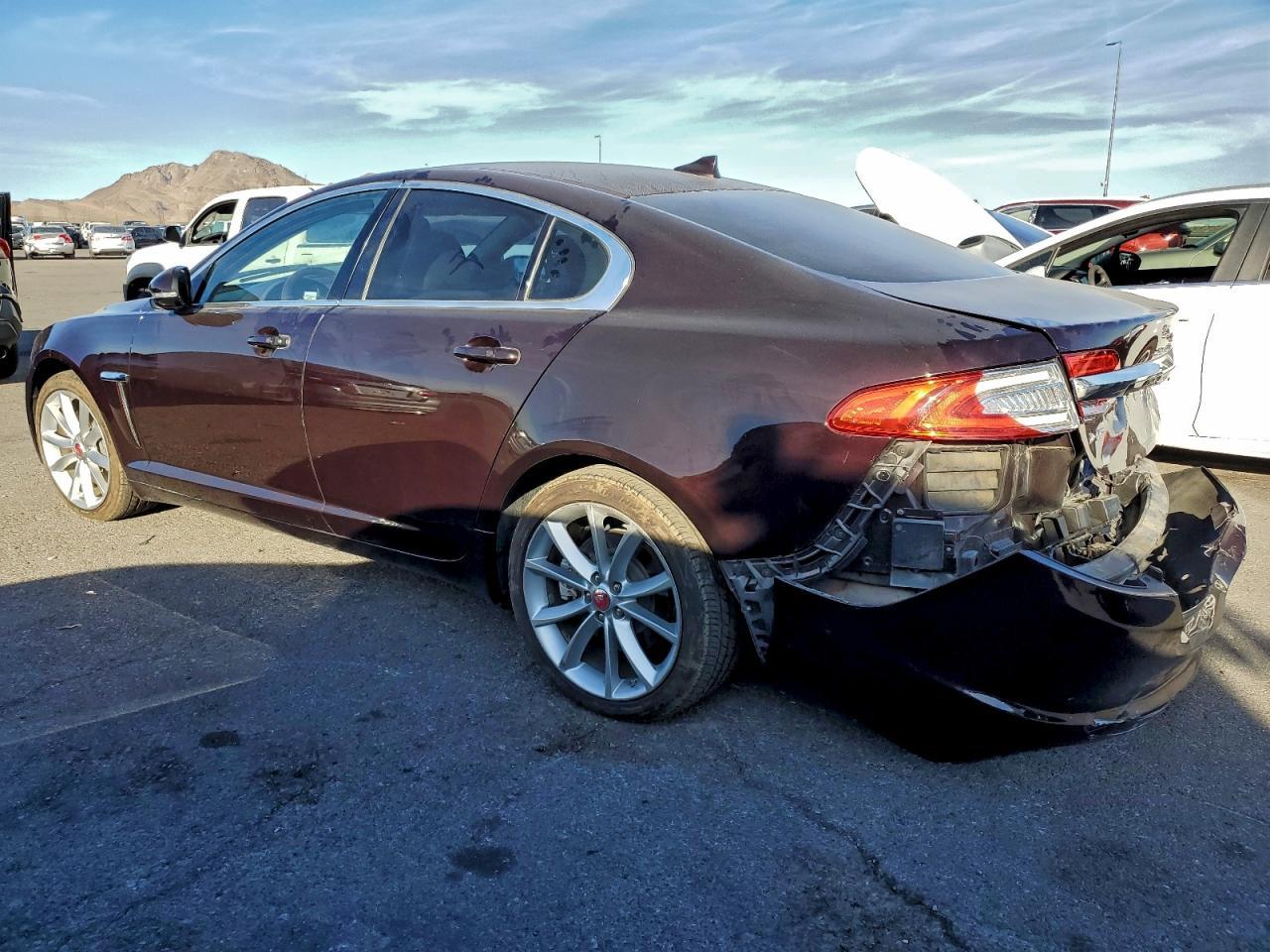 2015 Jaguar Xf 3.0 Sport - Фото 2