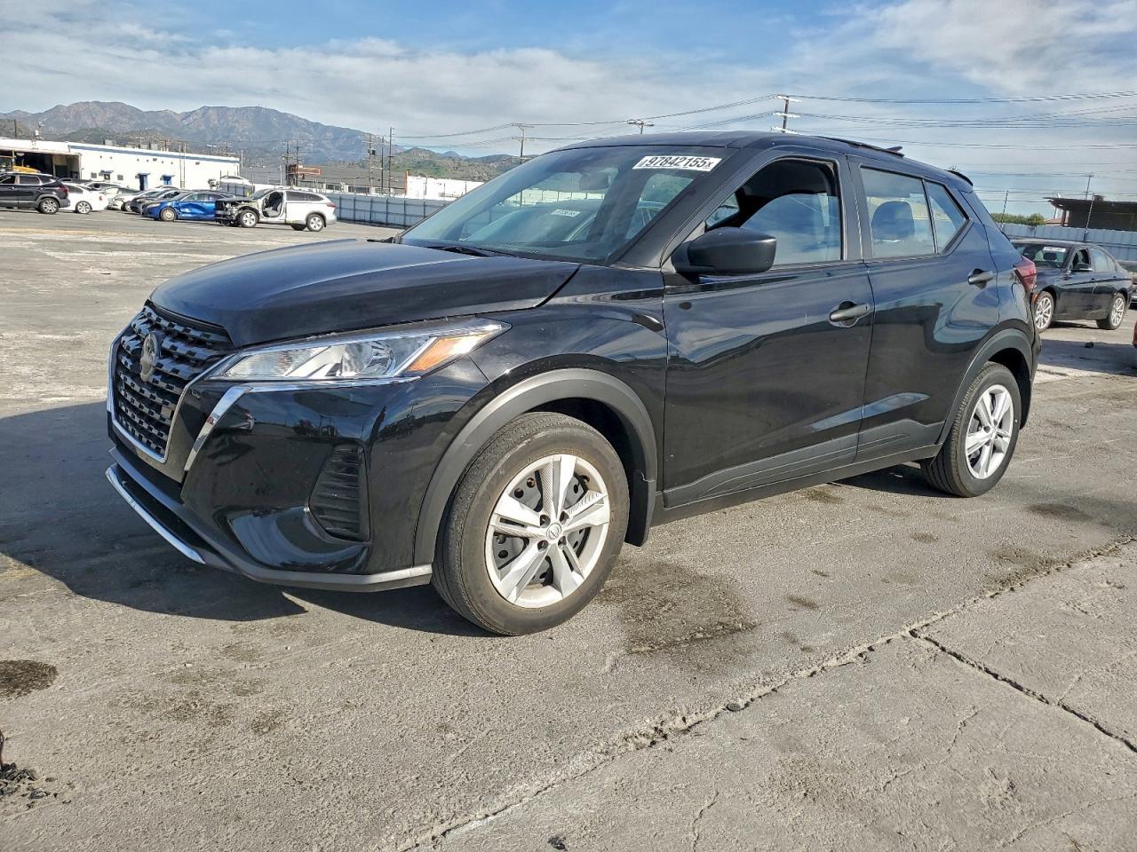 2024 Nissan Kicks S