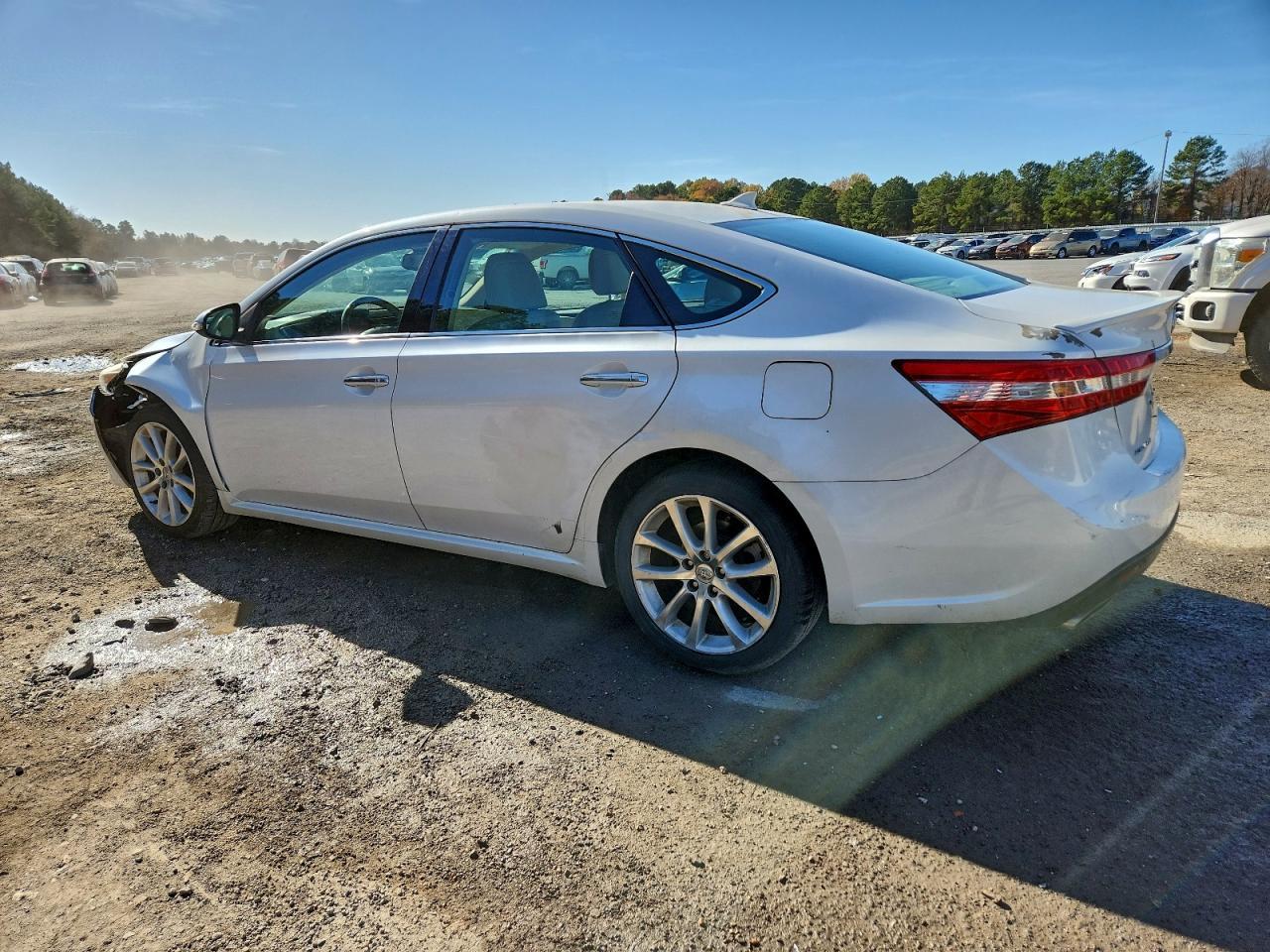 2015 Toyota Avalon Xle - Фото 2