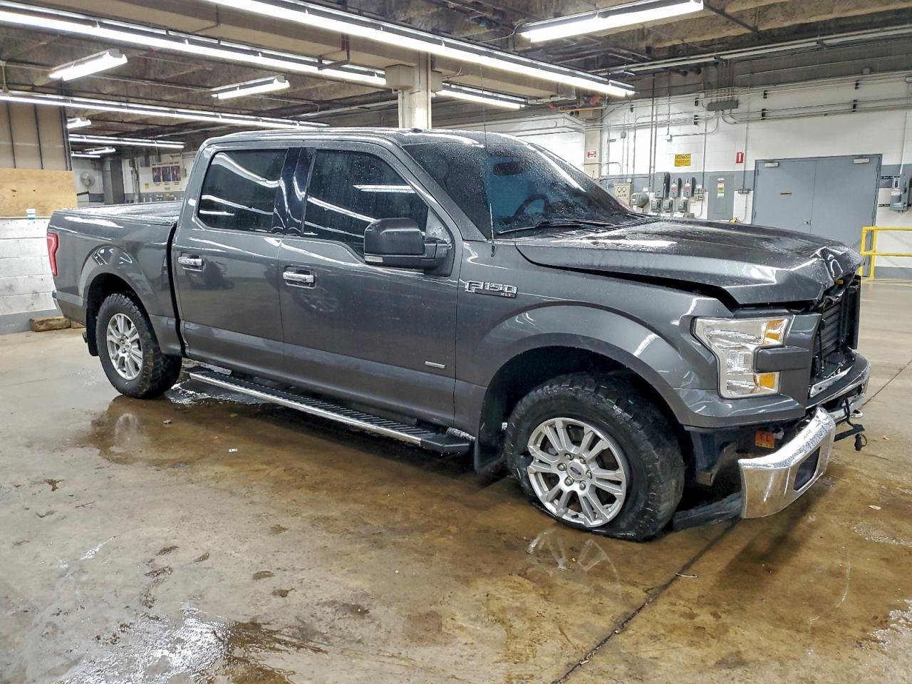 2015 Ford F150 Supercrew - Фото 4