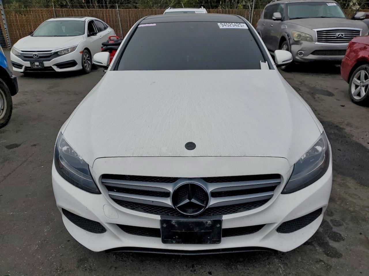 2016 Mercedes-Benz C 300 - Image 5