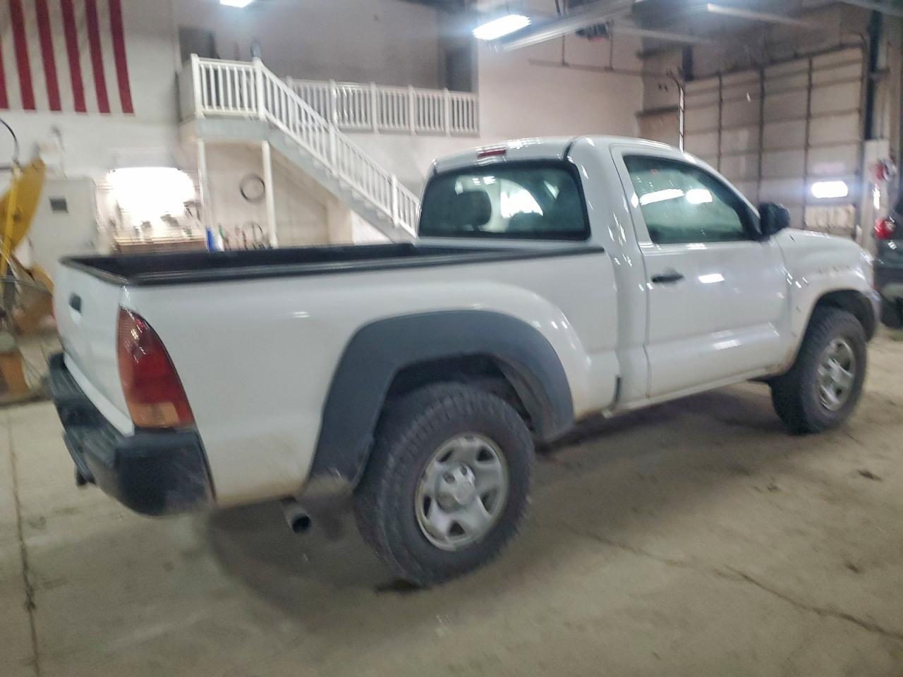 2014 Toyota Tacoma - Image 3