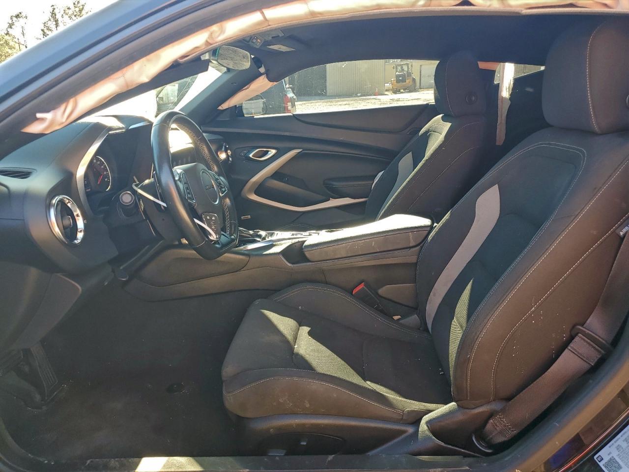 2022 Chevrolet Camaro Ls - Фото 7