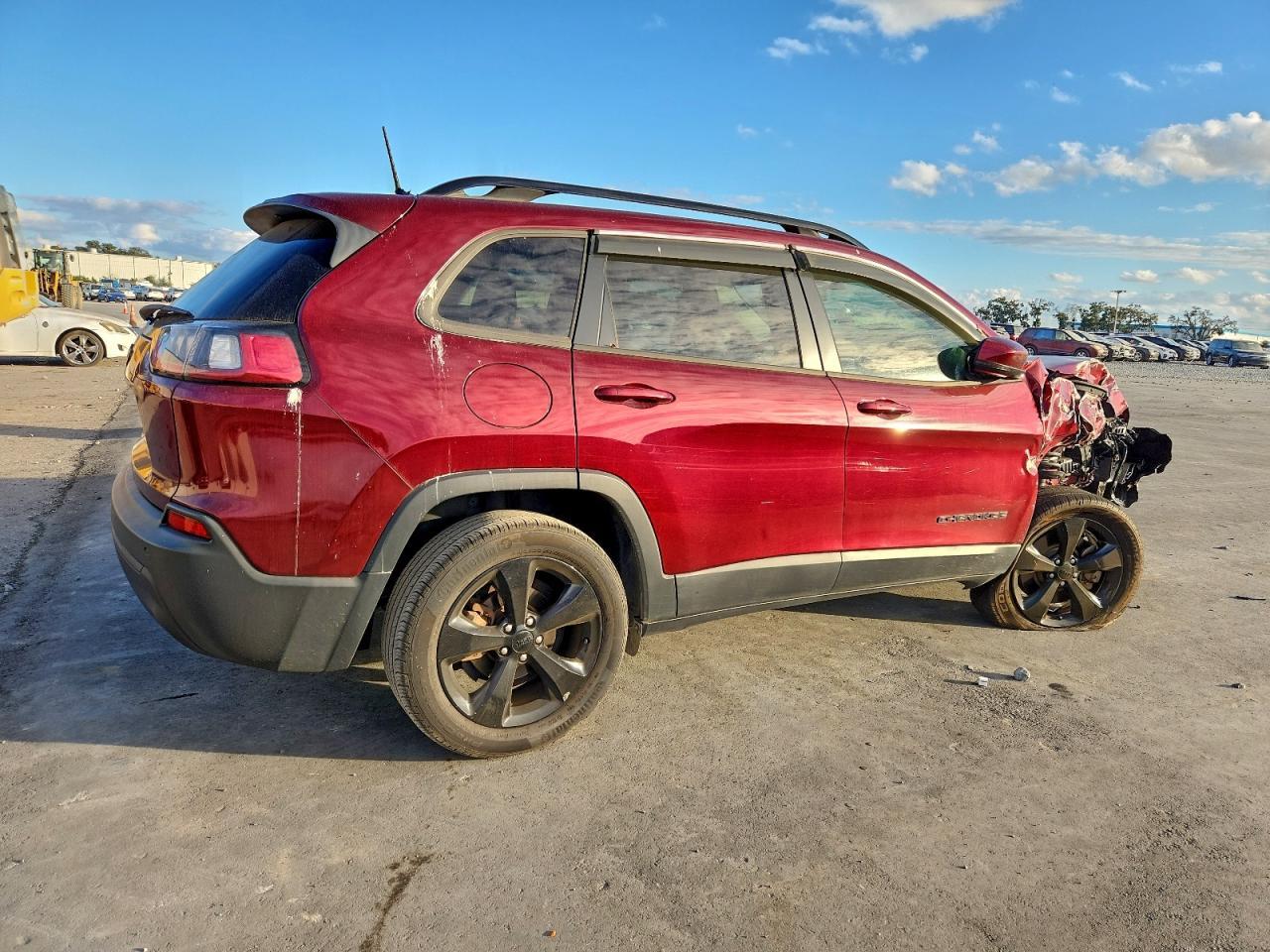 2019 Jeep Cherokee Latitude Plus - Фото 3