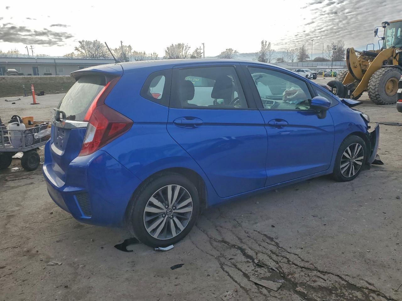 2016 Honda Fit Ex - Image 3