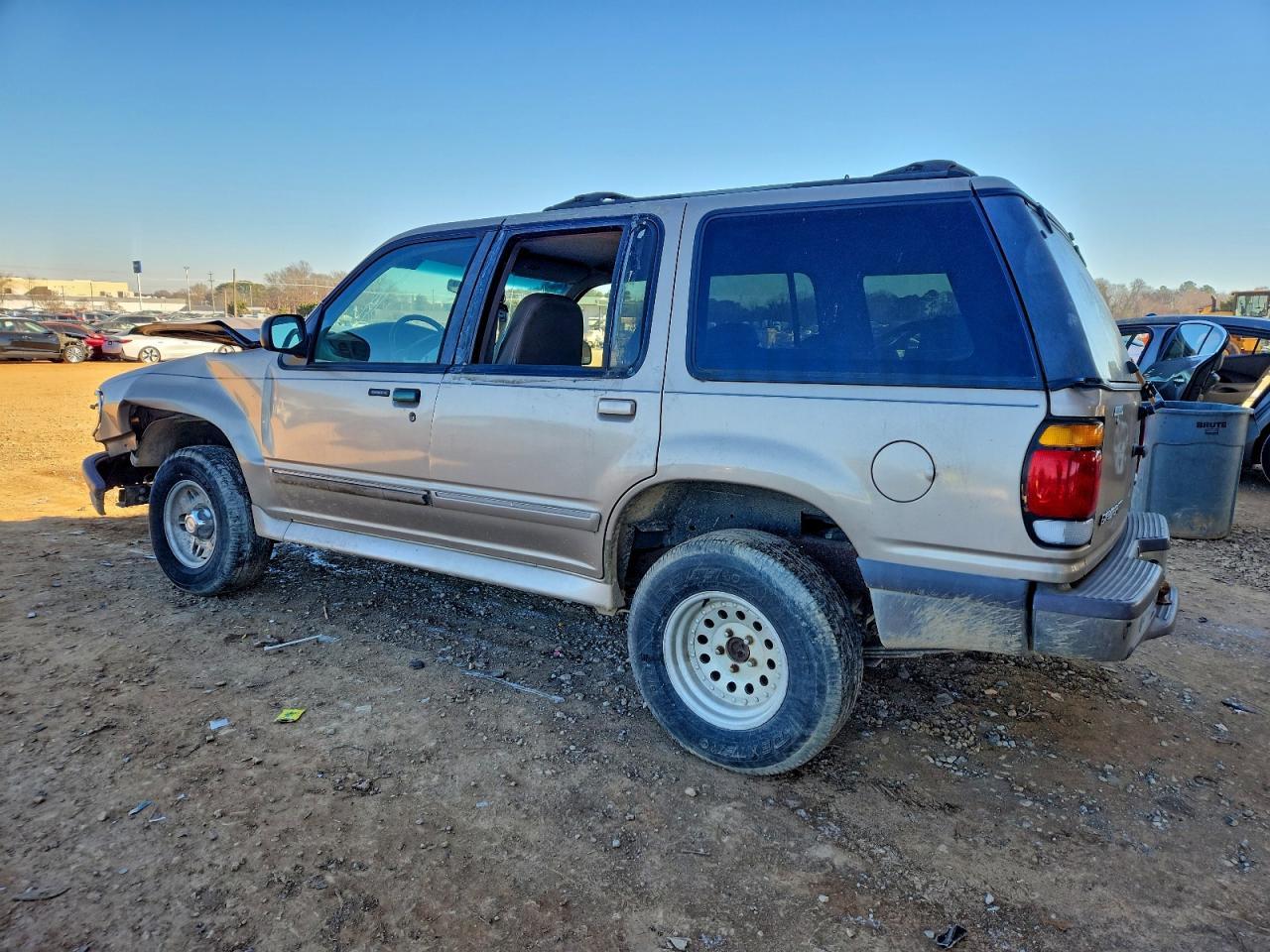 1997 Ford Explorer - Фото 2