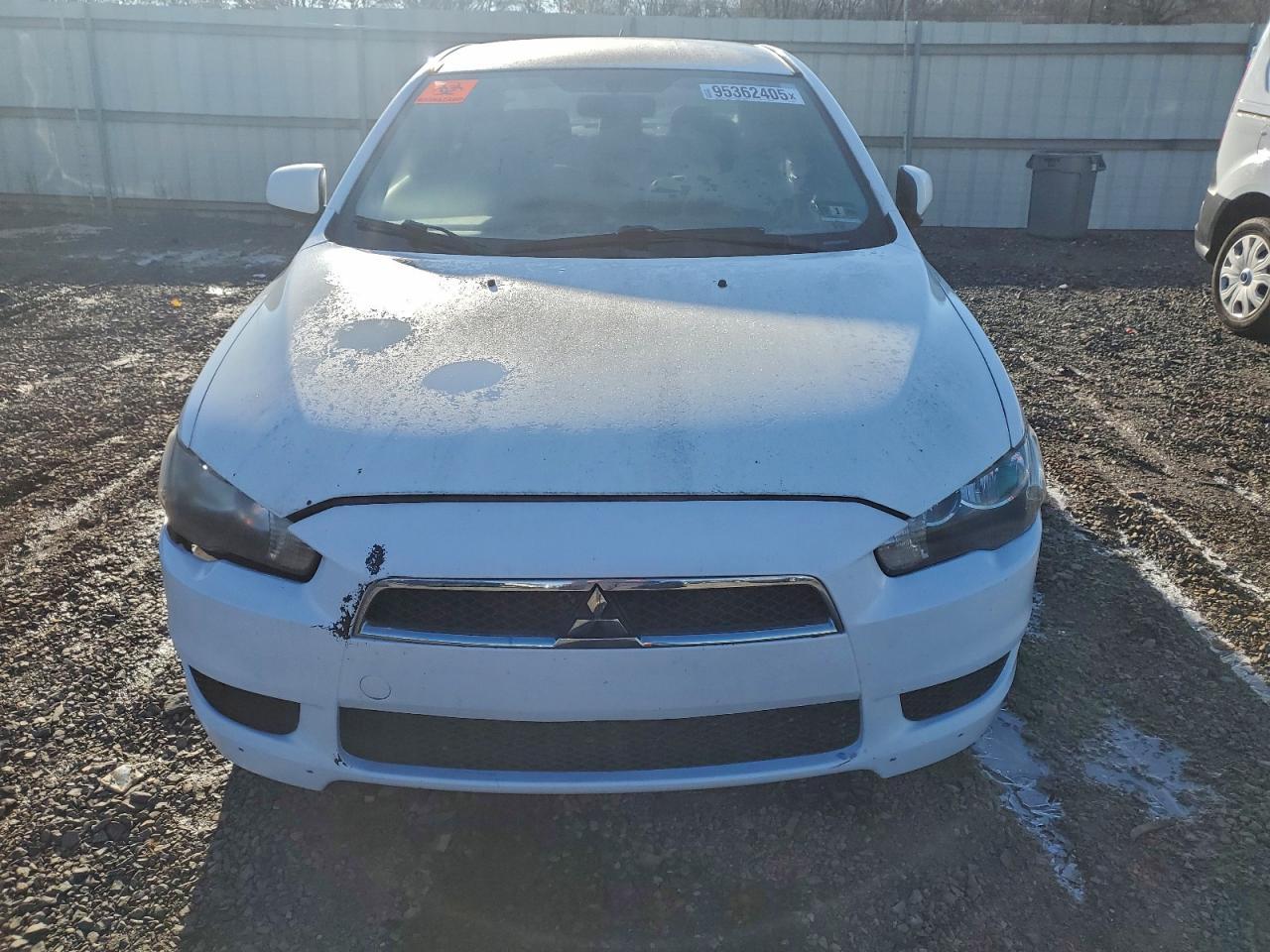 2013 Mitsubishi Lancer Es/Es Sport - Image 5