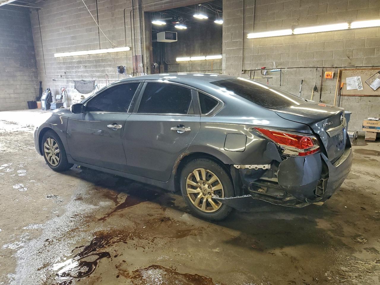 2013 Nissan Altima 2.5 - Фото 2