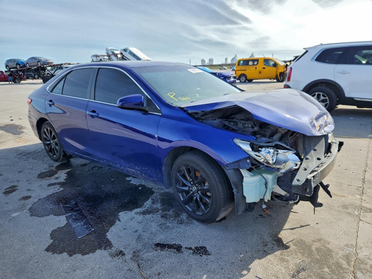 2016 Toyota Camry Le - Image 4