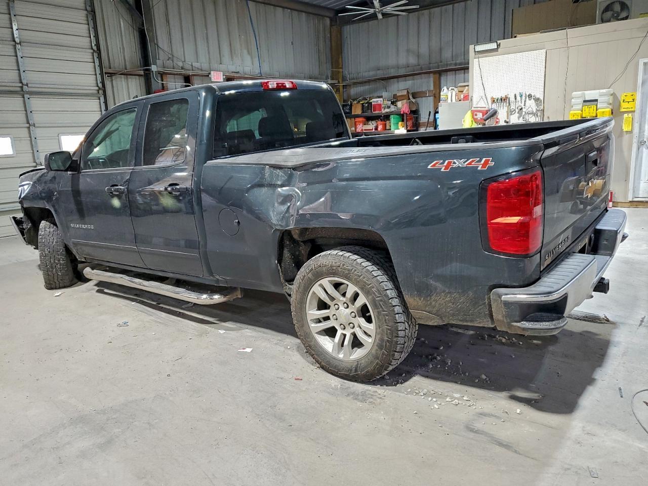 2017 Chevrolet Silverado K1500 Lt - Фото 2
