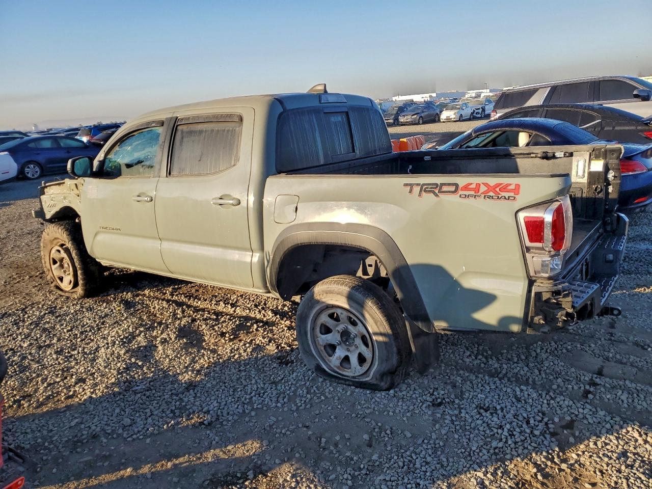 2023 Toyota Tacoma Double Cab - Image 2
