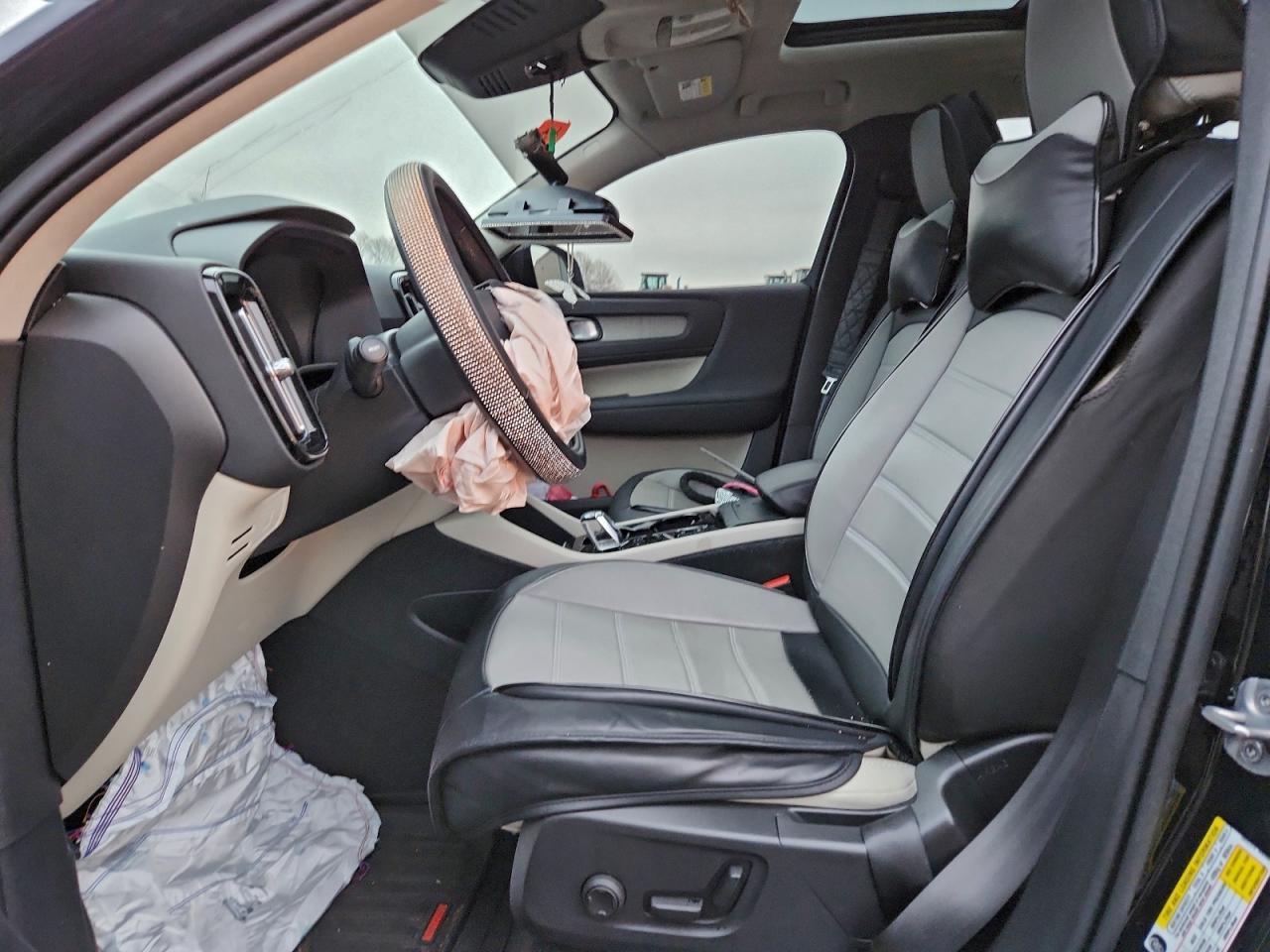 2023 Volvo Xc40 Ultimate - Фото 7