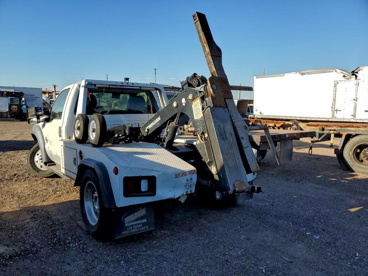 2016 Ford F550 Super Duty - Image 3