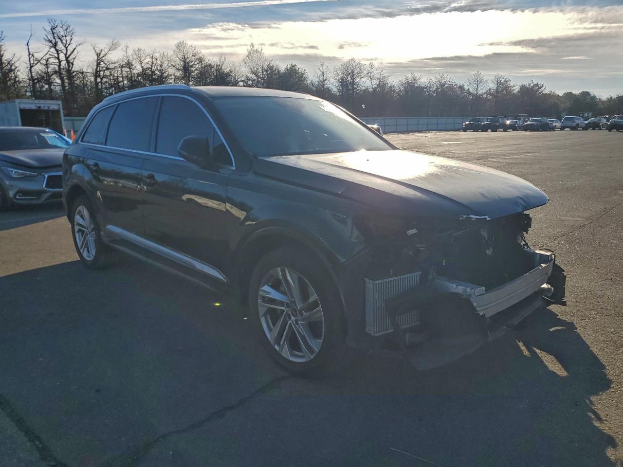 2021 Audi Q7 Premium Plus - Фото 4