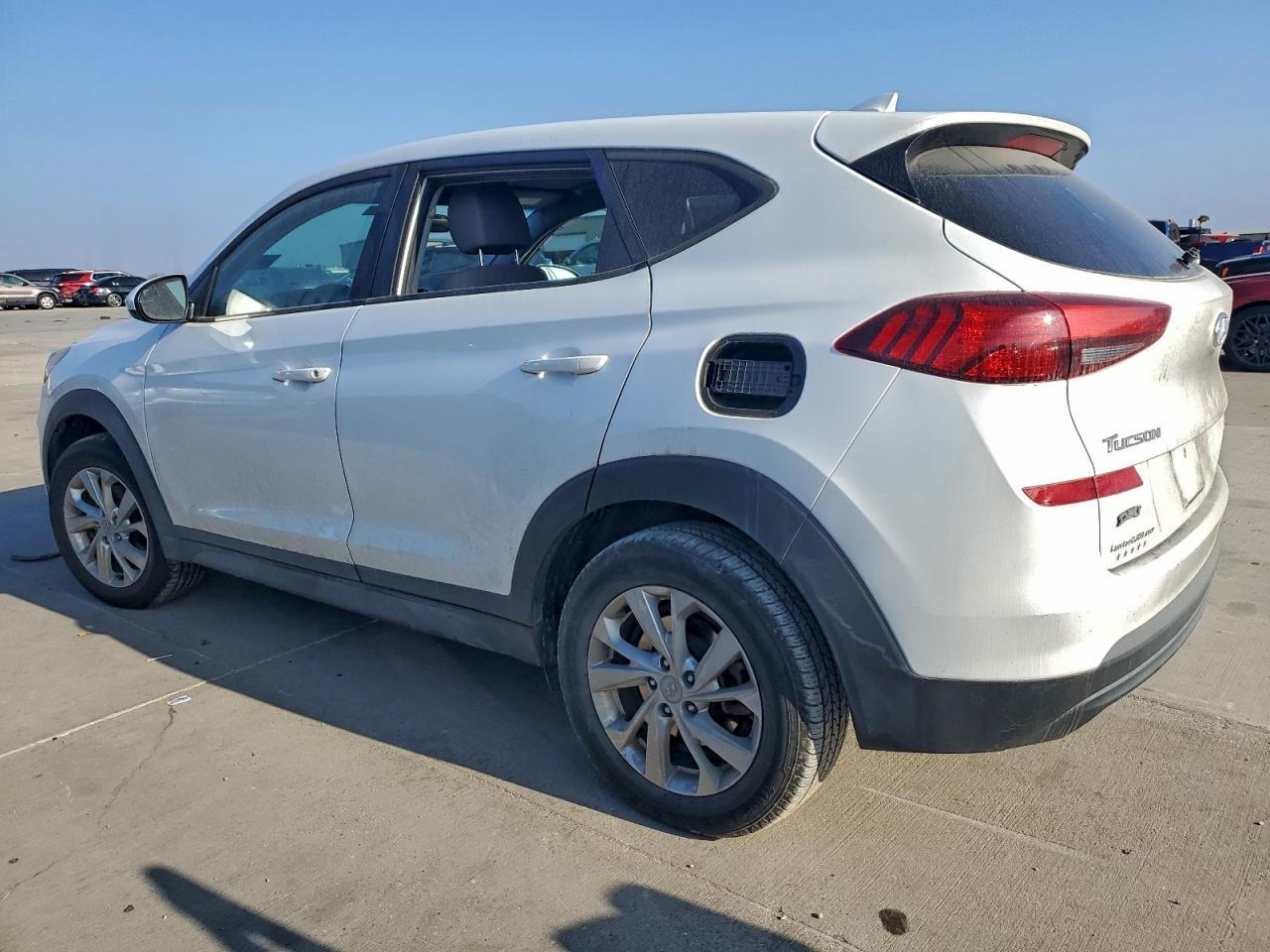 2019 Hyundai Tucson Se - Image 2