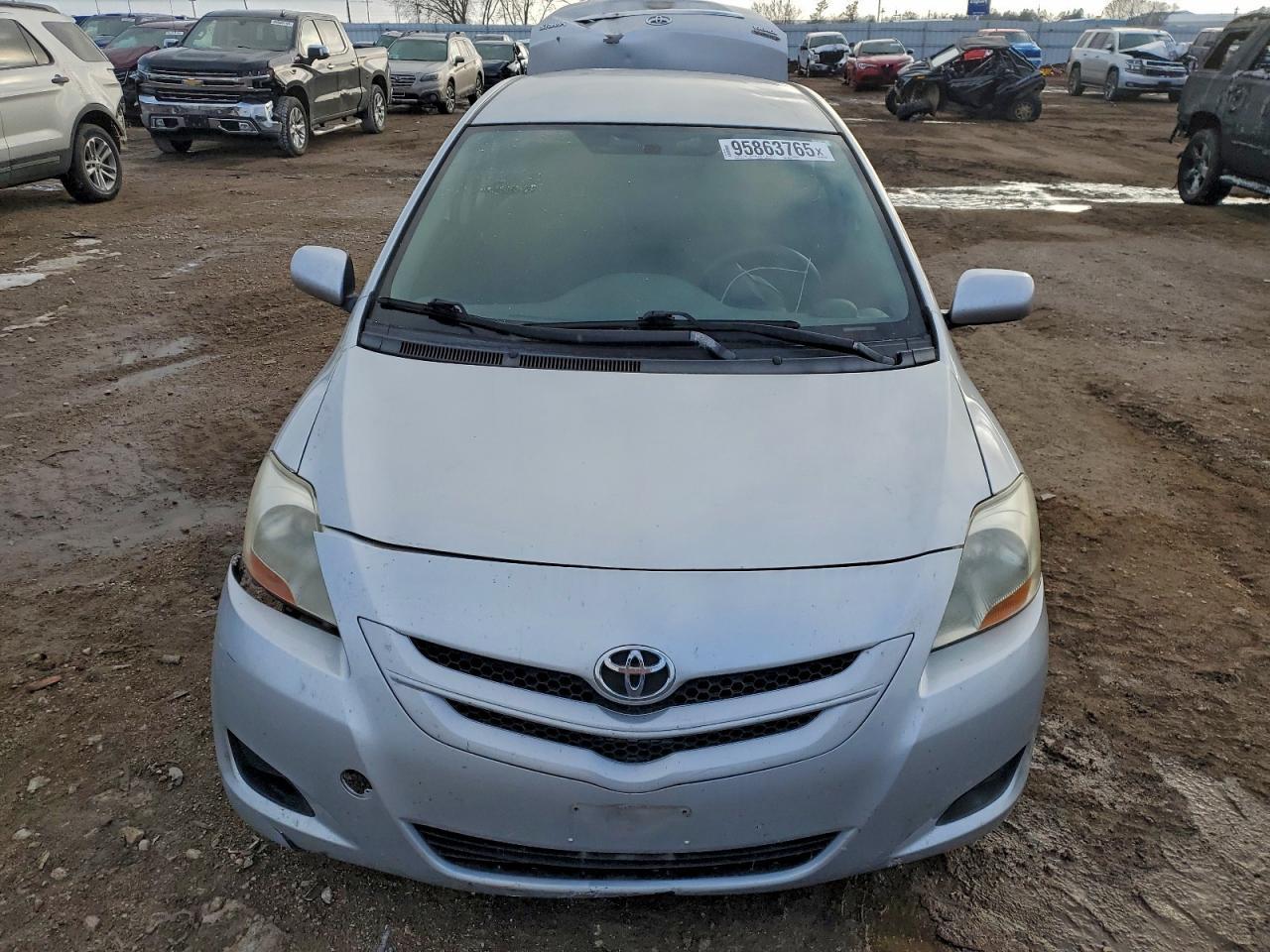 2008 Toyota Yaris - Фото 5