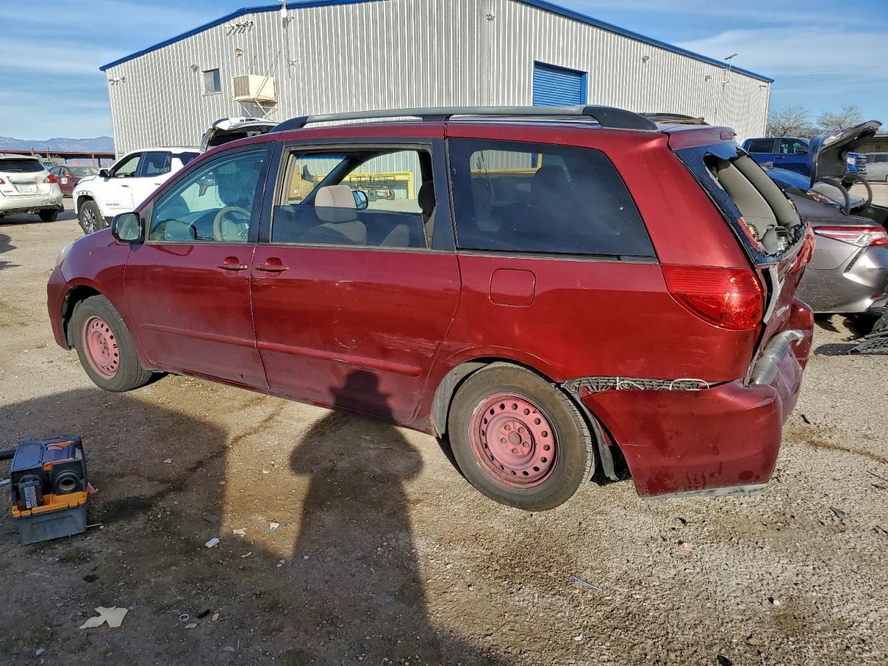 2007 Toyota Sienna - Фото 2