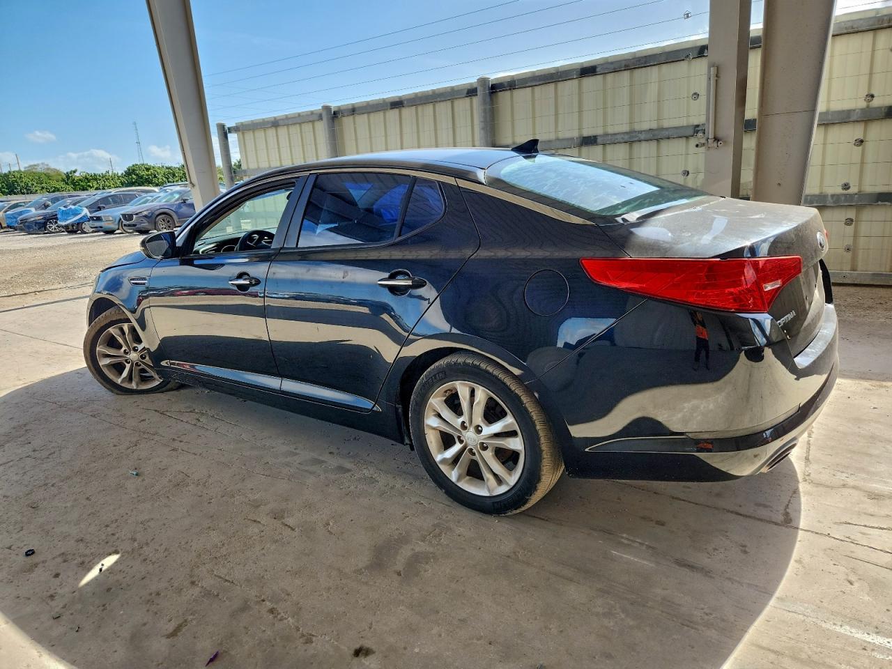 2013 Kia Optima - Image 2