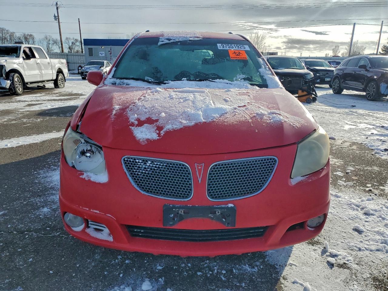 2005 Pontiac Vibe - Image 5