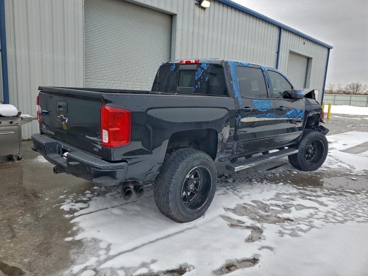 2017 Chevrolet Silverado K1500 Ltz - Image 3