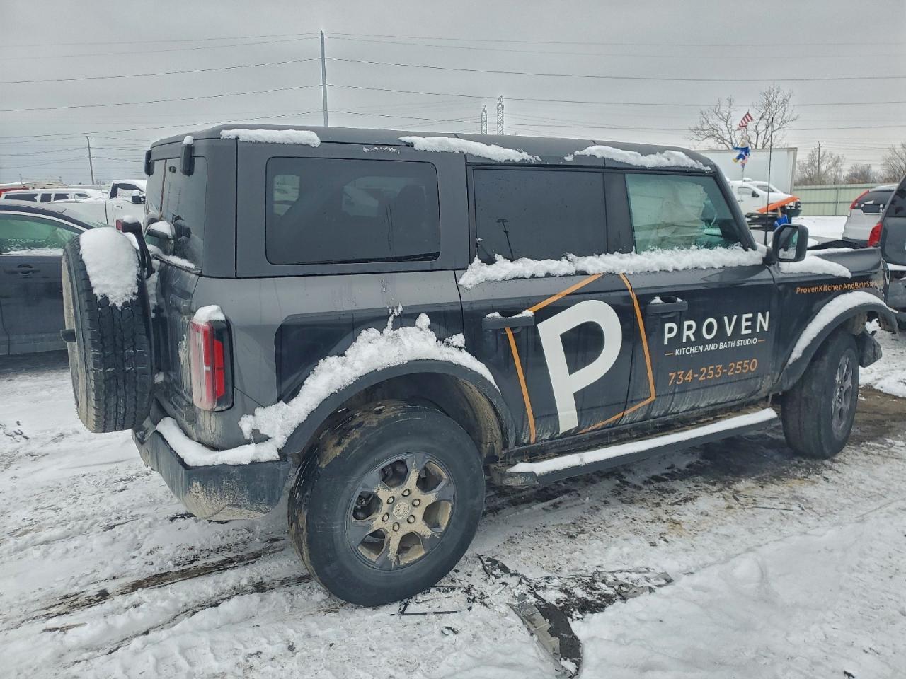 2021 Ford Bronco Base - Image 3