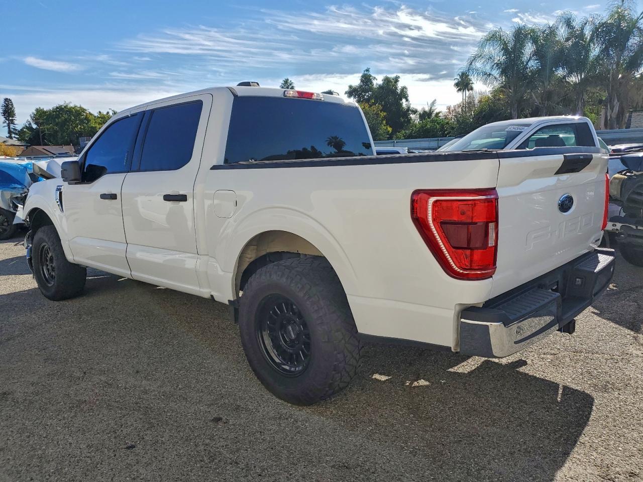 2023 Ford F150 Supercrew - Фото 2