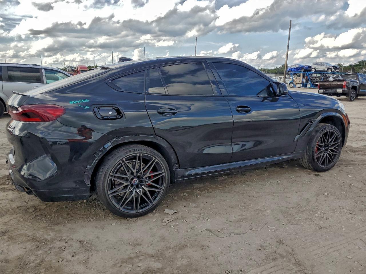 2023 BMW X6 M - Фото 3