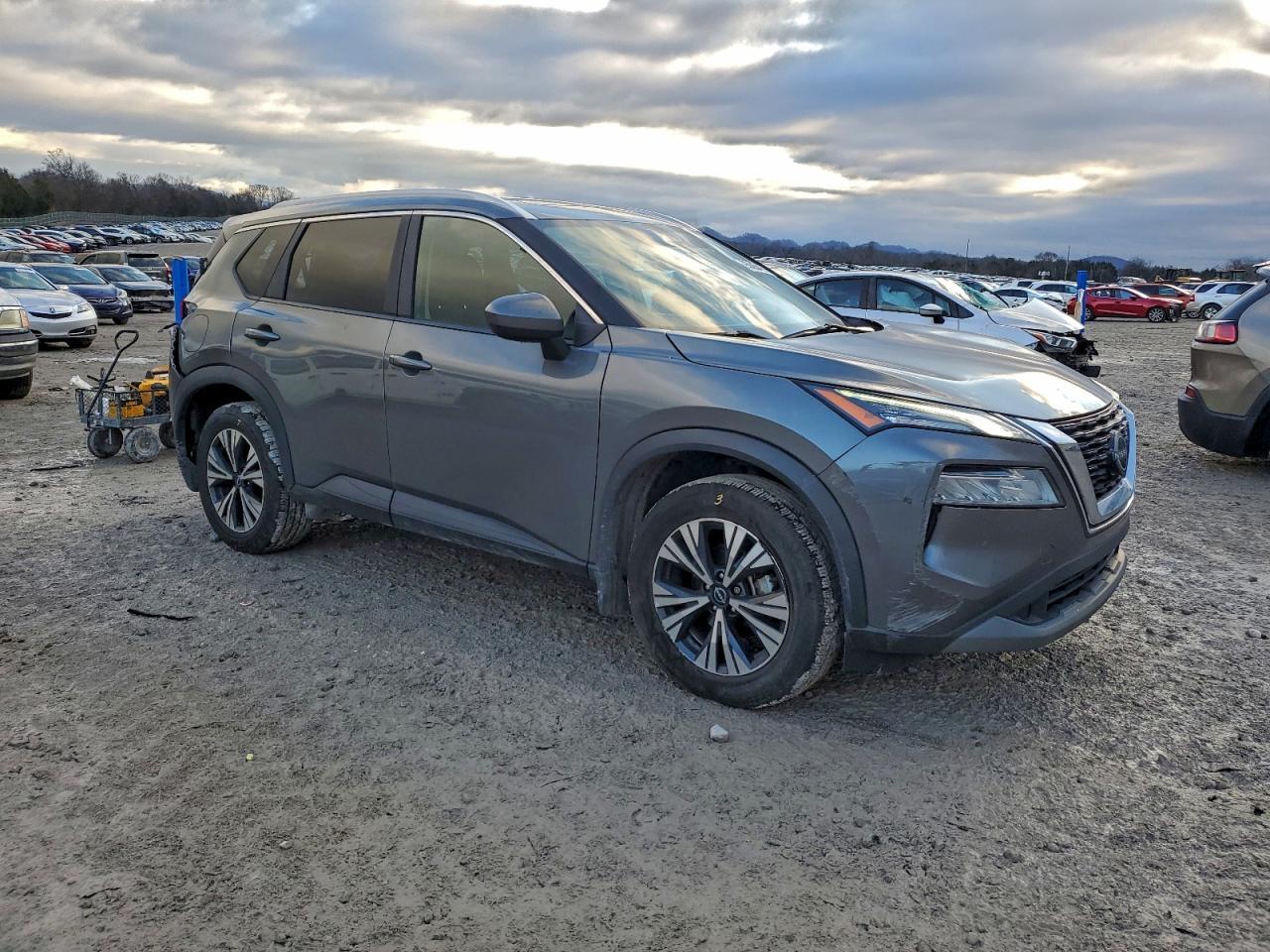 2023 Nissan Rogue Sv - Фото 4