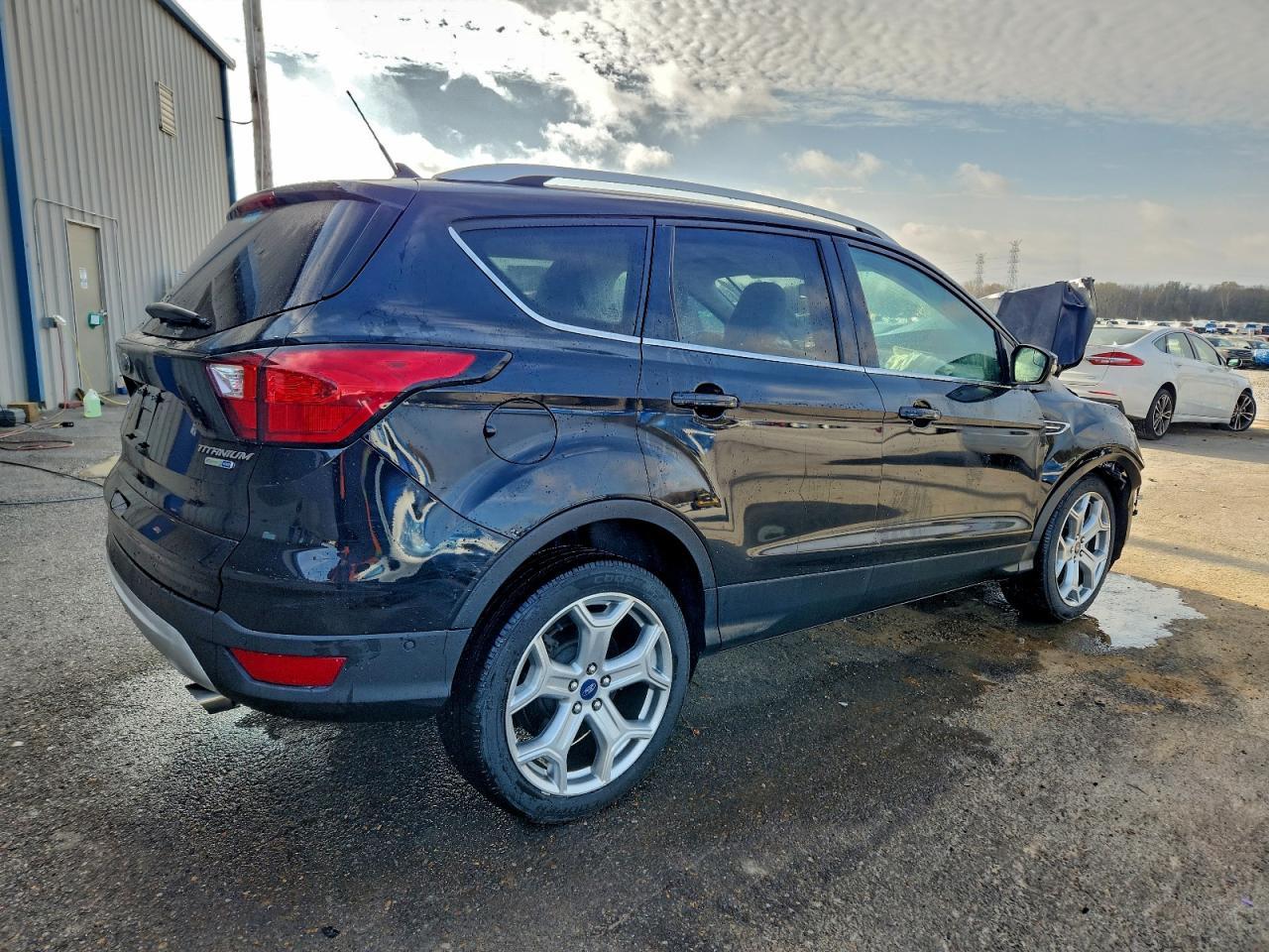 2019 Ford Escape Titanium - Фото 3