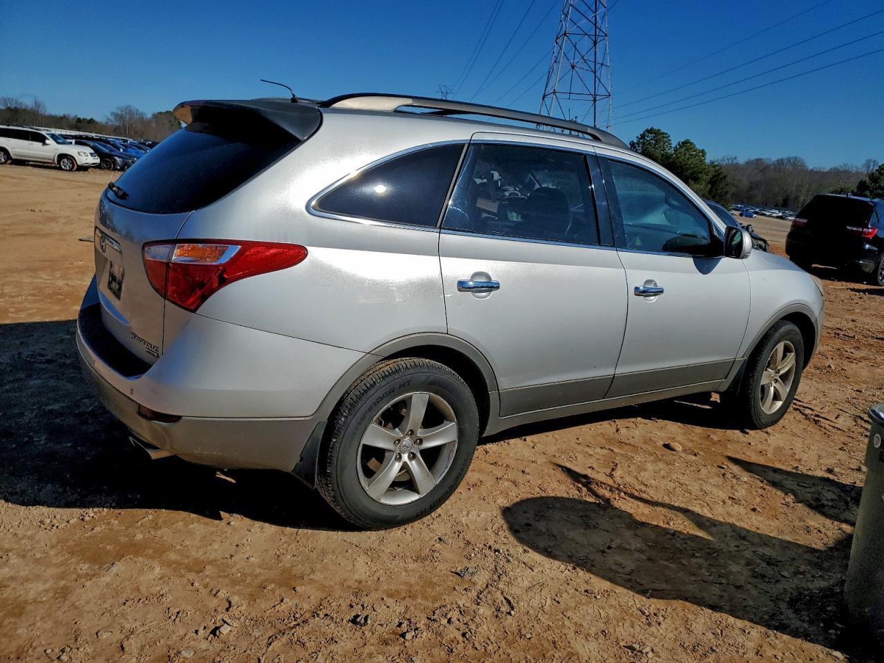2011 Hyundai Veracruz Gls - Image 3