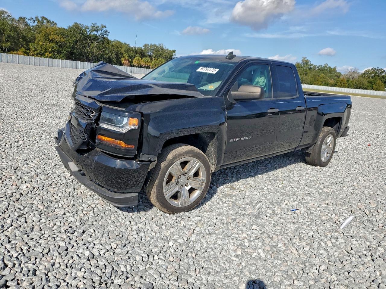 2016 Chevrolet Silverado C1500 Custom