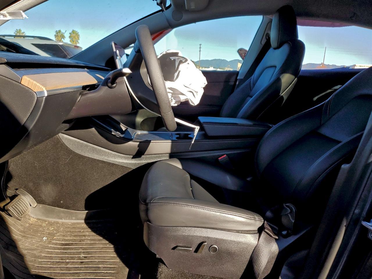 2023 Tesla Model Y - Фото 7