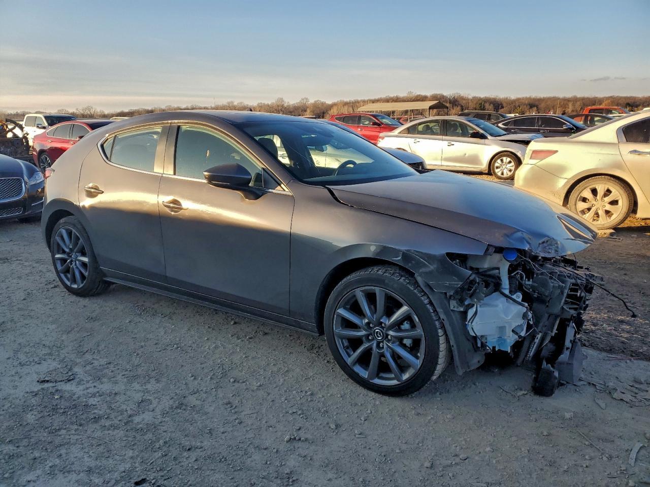 2023 Mazda 3 Preferred - Фото 4