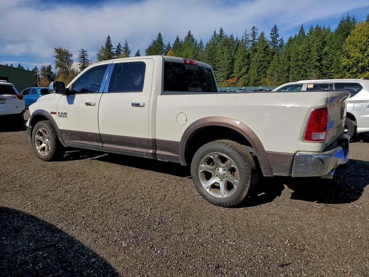 2018 Ram 1500 Laramie - Фото 2
