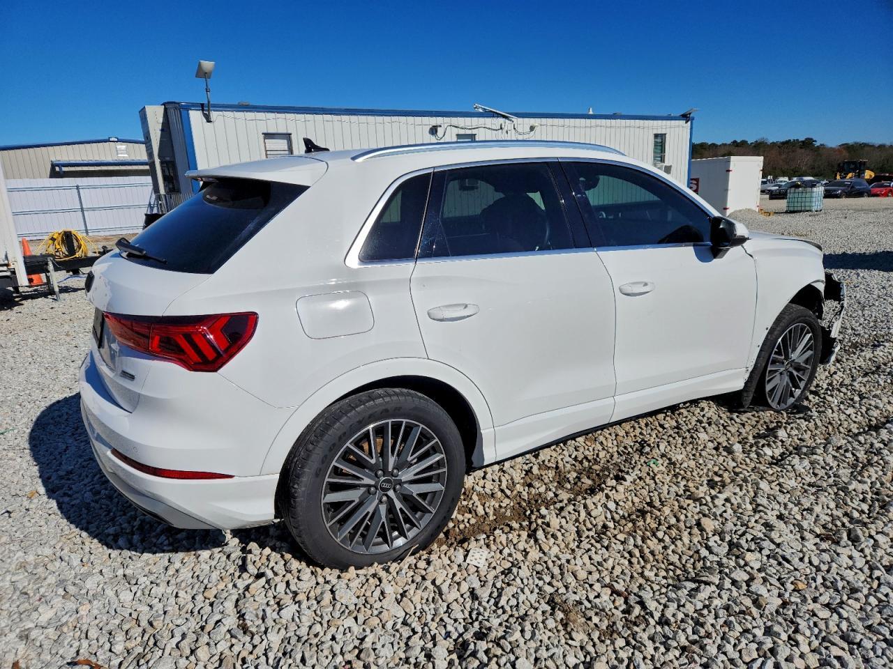 2022 Audi Q3 Premium 40 - Image 3