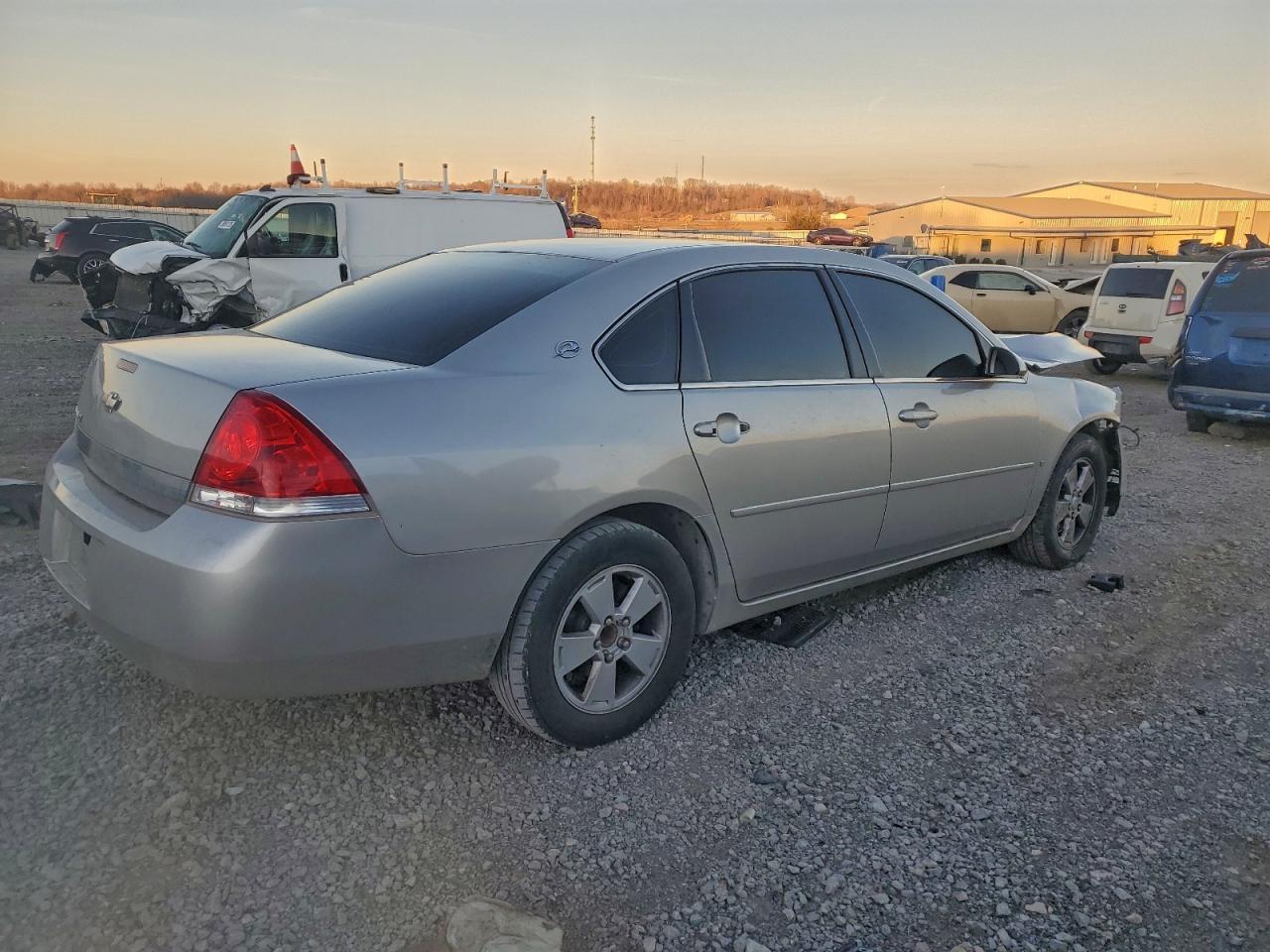 2006 Chevrolet Impala Lt - Фото 3
