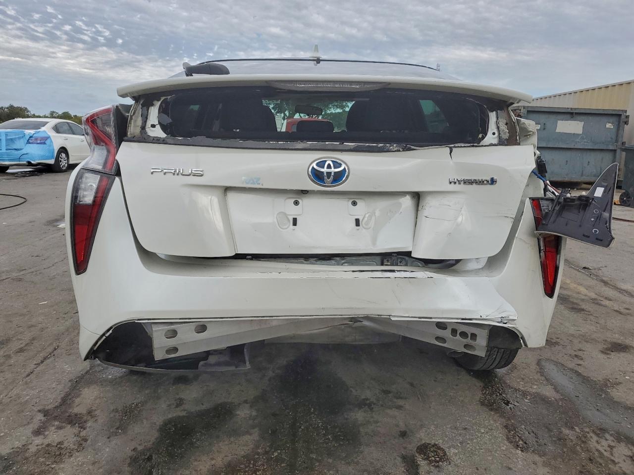 2016 Toyota Prius - Фото 6
