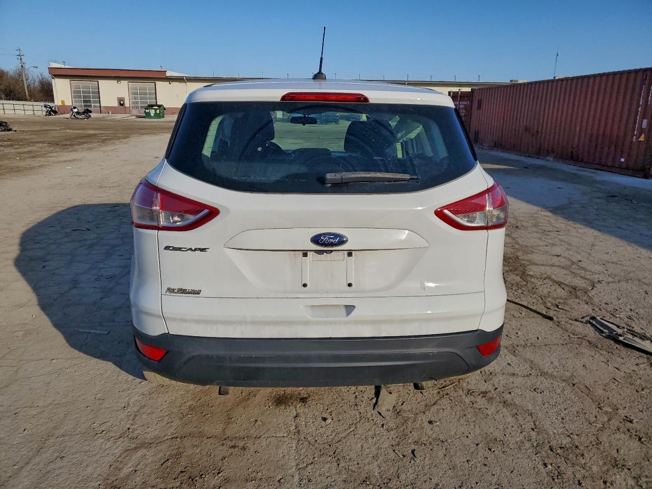 2015 Ford Escape S - Фото 6