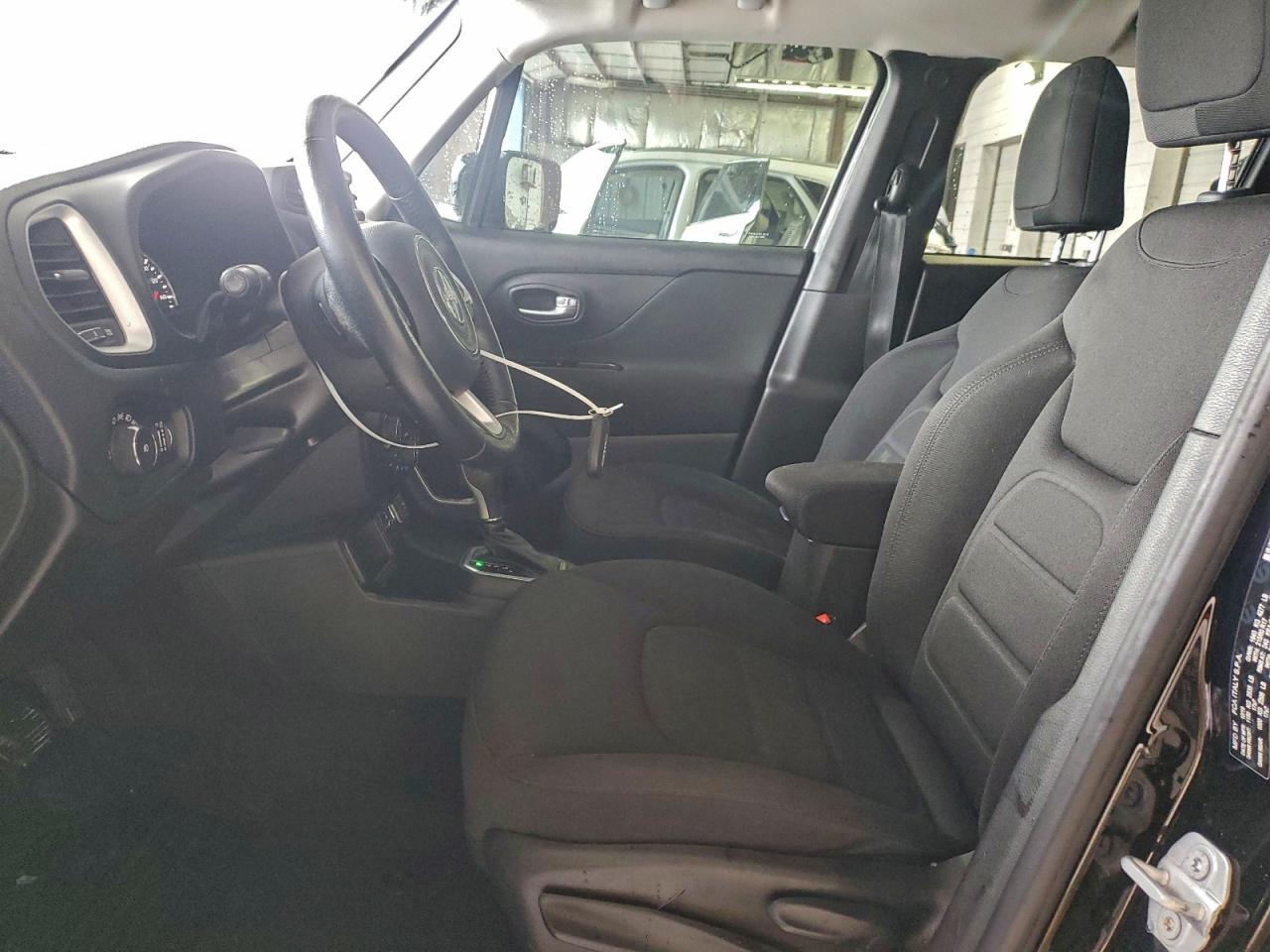 2020 Jeep Renegade Latitude - Фото 7