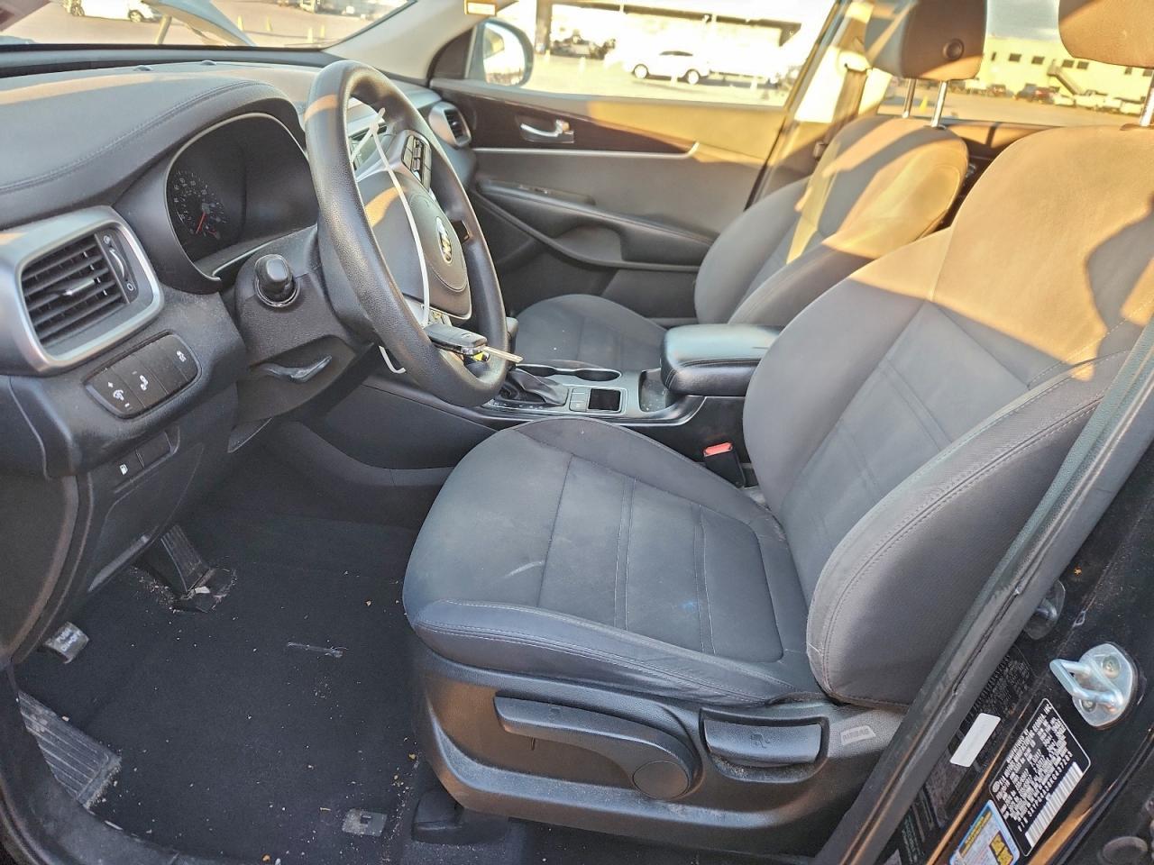 2019 Kia Sorento L - Image 7