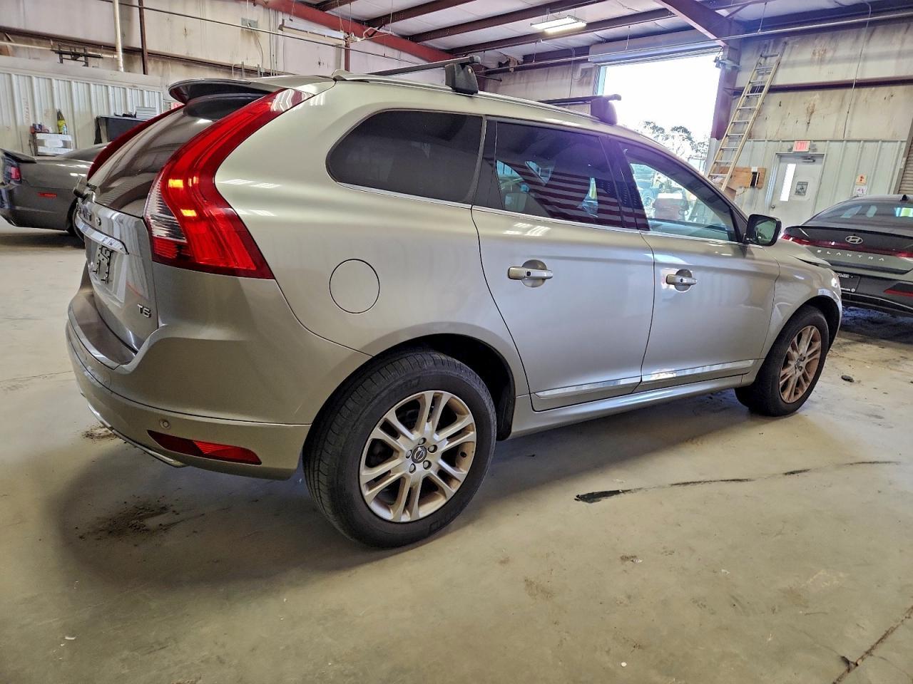 2015 Volvo Xc60 T5 Platinum - Фото 3