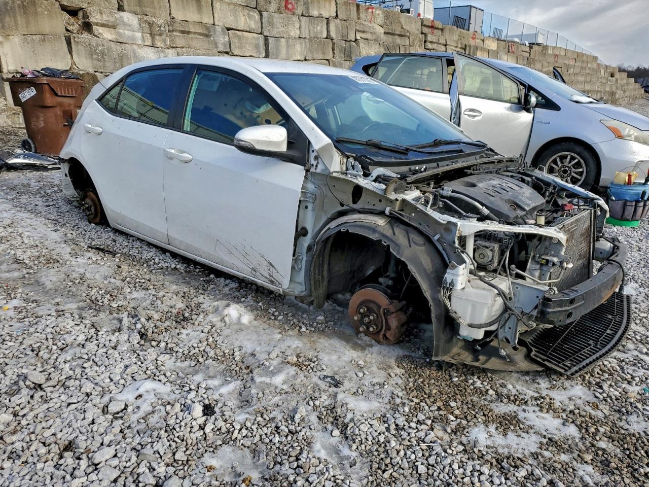 2017 Toyota Corolla L - Фото 4