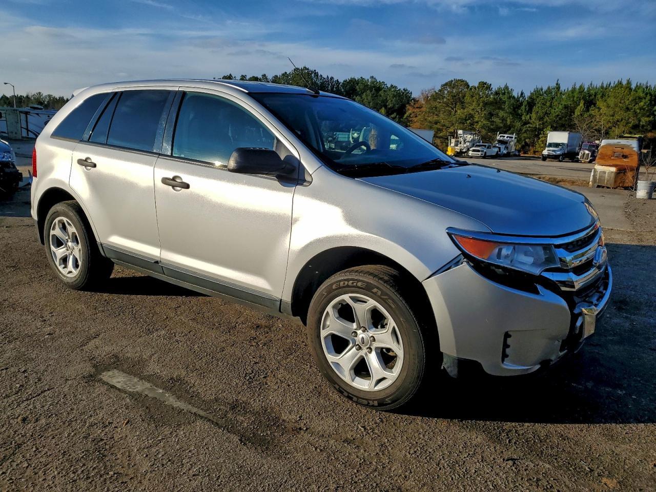 2013 Ford Edge Se - Image 4