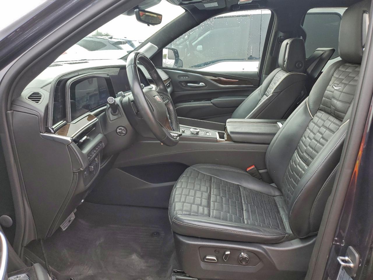 2023 Cadillac Escalade Esv Sport Platinum - Image 7