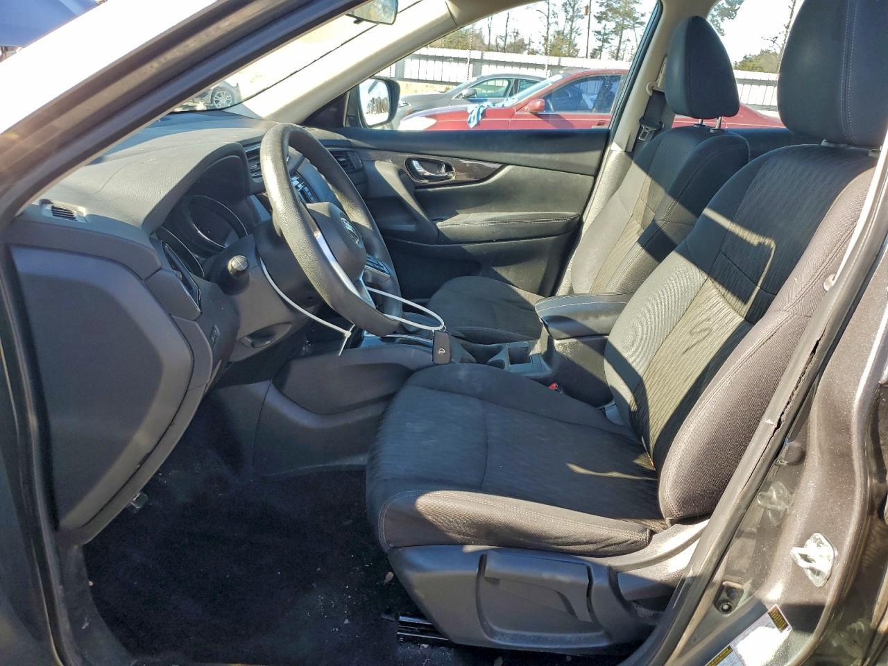 2018 Nissan Rogue S - Image 7