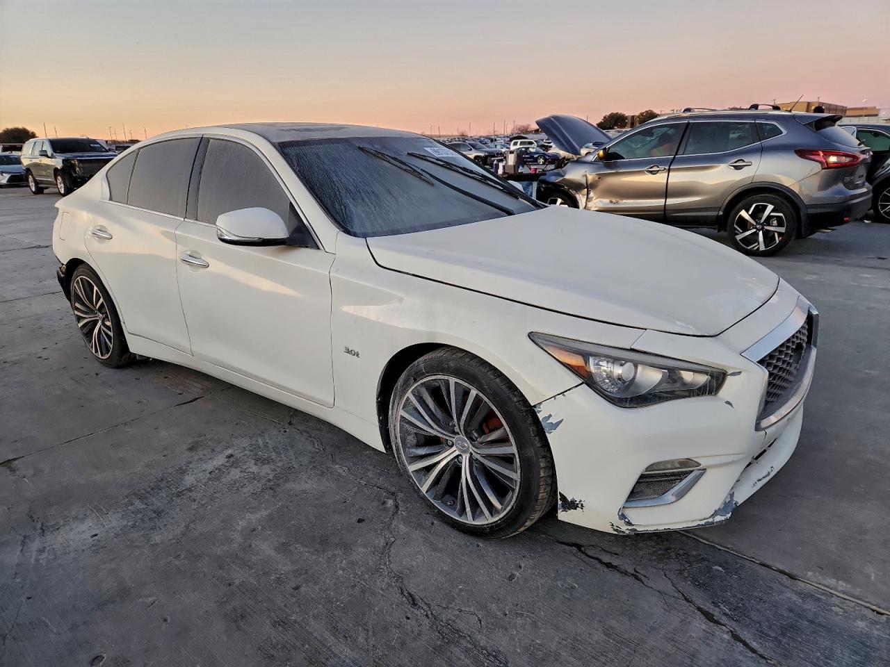 2017 Infiniti Q50 Premium - Фото 4