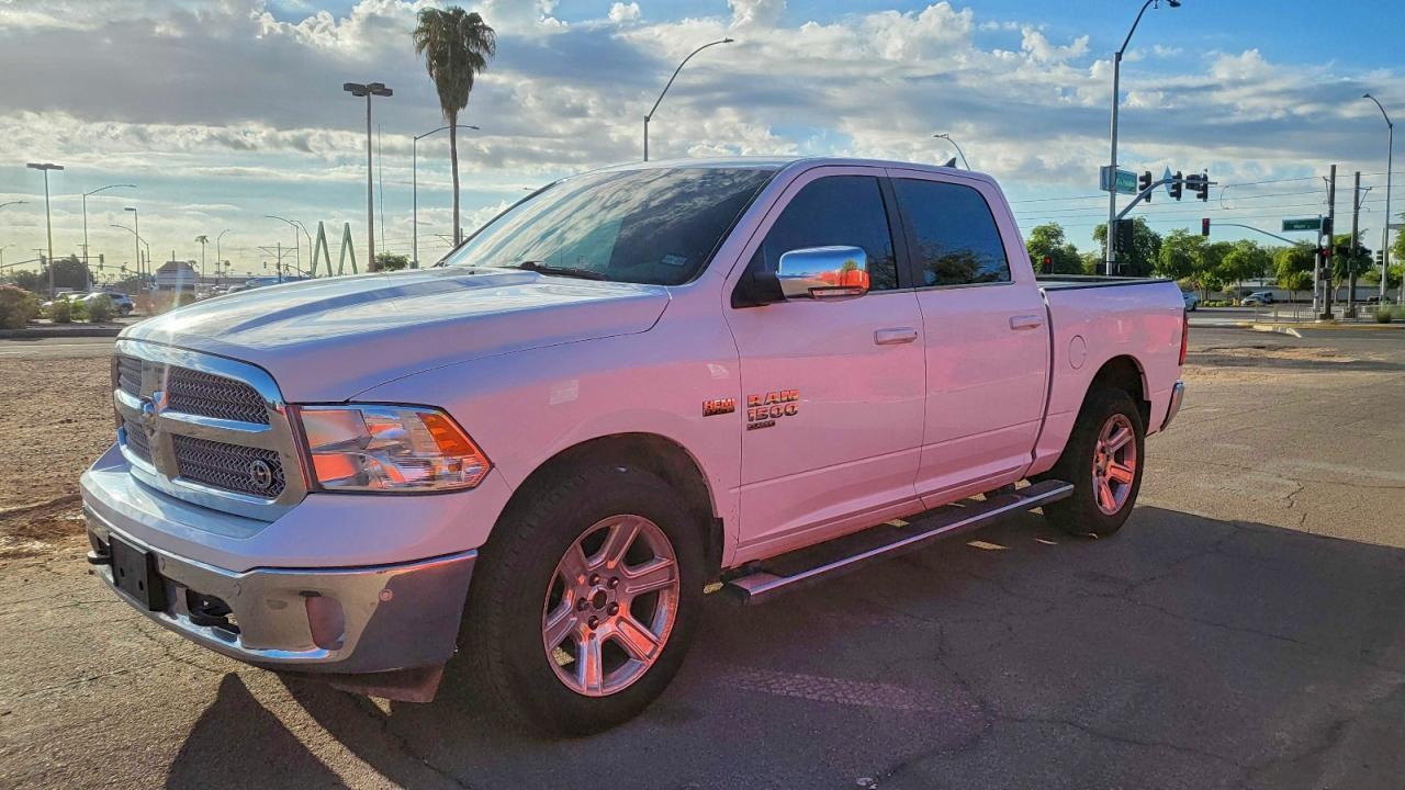 2019 Ram 1500 Classic Slt - Image 2