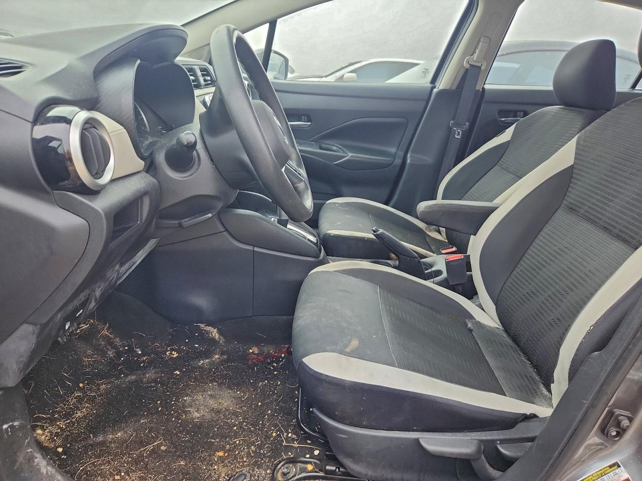 2020 Nissan Versa Sv - Фото 7